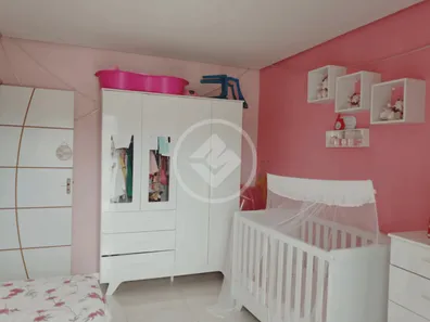 Sobrado com 4 Quartos à venda, 300m² no Centro, Simões Filho