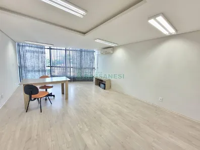 Sala Comercial à venda, 42m² no Centro, Caxias do Sul