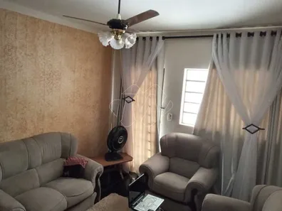 Casa com 2 Quartos à venda, 210m² no Vila Yamada, Araraquara