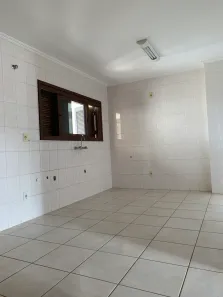 Apartamento com 3 Quartos para alugar, 130m² no Cruzeiro, Caxias do Sul