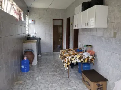 Sobrado com 3 Quartos à venda, 140m² no Alto de Santa Lúcia, Carapicuíba