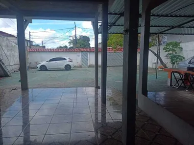 Casa com 6 Quartos à venda, 450m² no Compensa, Manaus