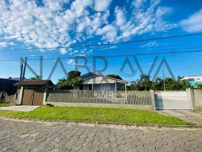 Casa com 3 Quartos à venda, 672m² no Vila Paraiso, Matinhos