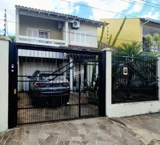 Sobrado com 3 Quartos à venda, 260m² no Vila Márcia, Cachoeirinha