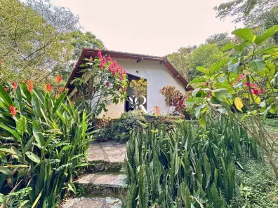 Fazenda/Sítio com 2 Quartos à venda, 20013m² no Pedro do Rio, Petrópolis