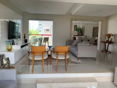 Apartamento com 5 Quartos à venda, 277m² no Jardim Apipema, Salvador