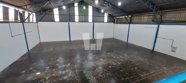 Galpão/Depósito/Armazém para alugar, 525m² no Boa Esperança, Santa Luzia