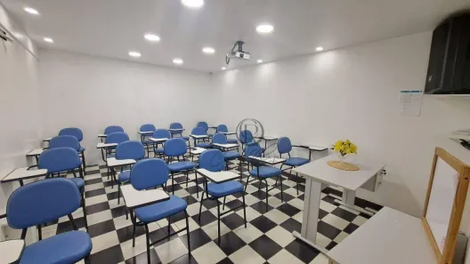 Sala Comercial para alugar, 284m² no São Bento, Cabo Frio