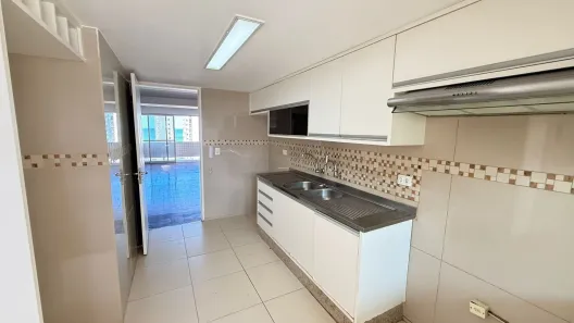 Apartamento com 3 Quartos para alugar, 110m² no Boa Viagem, Recife