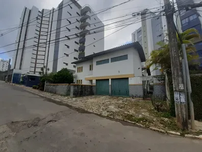 Casa com 4 Quartos para venda ou aluguel, 471m² no Jardim Apipema, Salvador