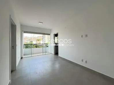 Apartamento com 3 Quartos para alugar, 75m² no São Lucas, Belo Horizonte