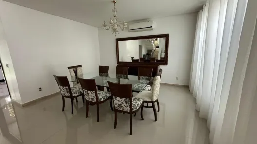 Casa de Condomínio com 4 Quartos para venda ou aluguel, 300m² no , Porto Seguro