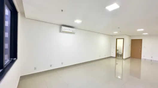 Sala Comercial à venda, 39m² no Jardim Goiás, Goiânia