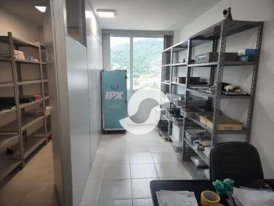 Sala Comercial à venda, 30m² no São Francisco, Niterói