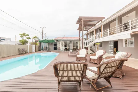 Sobrado com 13 Quartos à venda, 424m² no Balneário Inajá, Matinhos