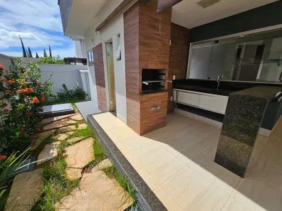 Casa de Condomínio com 3 Quartos à venda, 210m² no Jardins Valência, Goiânia