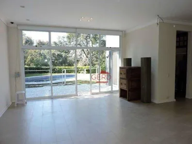 Casa com 6 Quartos para venda ou aluguel, 550m² no Jardim Marilu, Carapicuíba