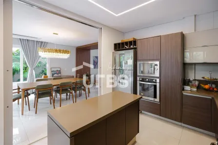 Casa de Condomínio com 3 Quartos à venda, 263m² no Jardins Valência, Goiânia