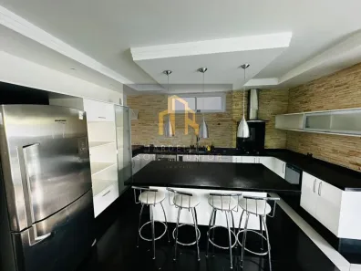 Casa de Condomínio com 3 Quartos para alugar, 252m² no Fazenda Rodeio, Mogi das Cruzes