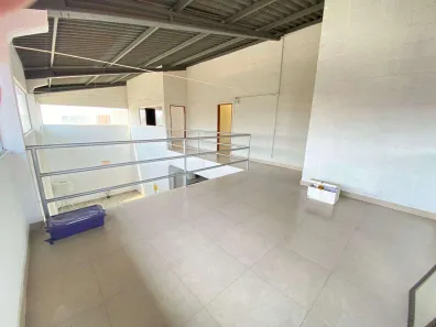 Casa com 4 Quartos para alugar, 640m² no Setor Habitacional Jardim Botânico, Brasília