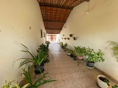 Casa com 3 Quartos para alugar, 193m² no Ponte dos Leites, Araruama