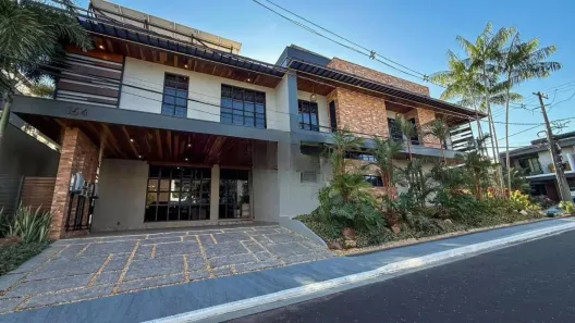 Casa de Condomínio com 4 Quartos à venda, 600m² no Chapada, Manaus