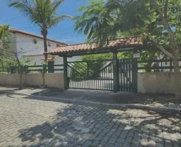 Casa de Condomínio com 3 Quartos para alugar, 300m² no Peró, Cabo Frio