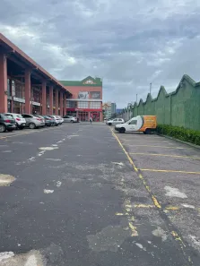 Ponto Comercial para alugar, 150m² no Chapada, Manaus