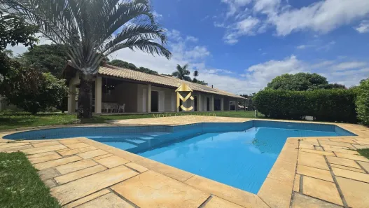 Casa de Condomínio com 7 Quartos para venda ou aluguel, 586m² no Chácaras Cataguá, Taubaté