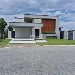 Casa de Condomínio com 3 Quartos para alugar, 230m² no Quiririm, Taubaté