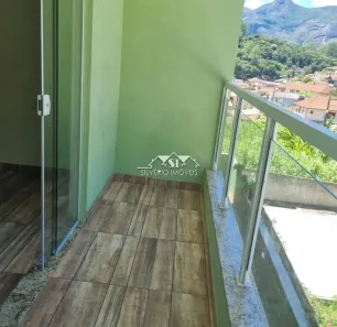 Apartamento com 3 Quartos para alugar, 180m² no Carangola, Petrópolis