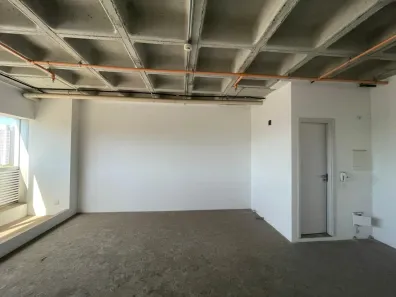 Sala Comercial à venda, 37m² no Vila Mogilar, Mogi das Cruzes
