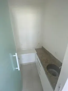Ponto Comercial para alugar, 50m² no Recreio dos Bandeirantes, Rio de Janeiro