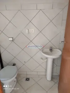 Kitnet com 1 Quarto para alugar, 20m² no Zona 07, Maringá