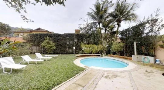 Casa de Condomínio com 4 Quartos à venda, 241m² no Enseada, Guarujá