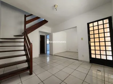 Casa com 2 Quartos à venda, 75m² no Brasil Industrial (Barreiro), Belo Horizonte