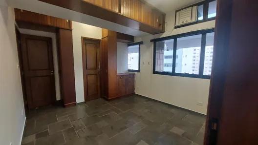Sala Comercial para alugar, 65m² no Gonzaga, Santos