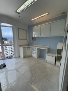 Sala Comercial com 3 Quartos para alugar, 52m² no Gonzaga, Santos