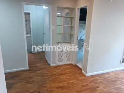 Casa com 2 Quartos para alugar, 100m² no Santo Antônio, Belo Horizonte