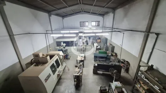 Galpão/Depósito/Armazém à venda, 400m² no Vila Princesa Izabel, Cachoeirinha