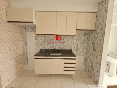 Apartamento com 2 Quartos para alugar, 70m² no Ponta Negra, Manaus