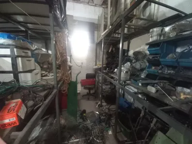 Galpão/Depósito/Armazém com 1 Quarto para alugar, 23m² no Vila Valqueire, Rio de Janeiro