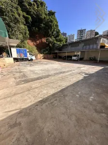 com 3 Quartos para alugar, 500m² no Vila Laura, Salvador