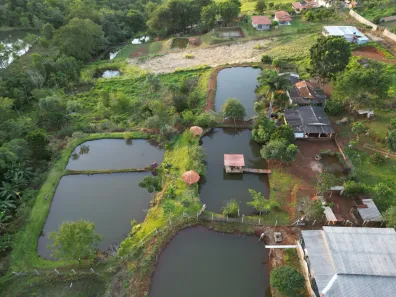Fazenda/Sítio com 3 Quartos à venda, 180m² no , Bonfinópolis