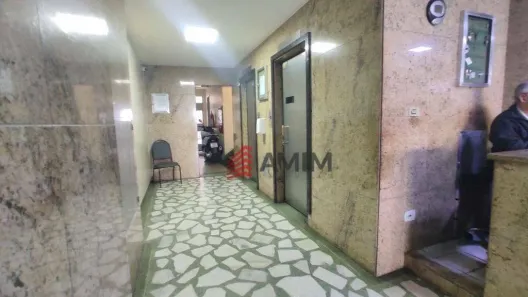 Sala Comercial à venda, 27m² no Centro, São Gonçalo