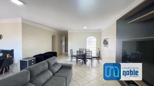 Sobrado com 7 Quartos à venda, 360m² no Setor Oeste, Brasília