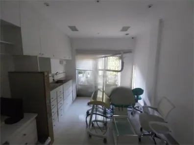 Sala Comercial à venda, 45m² no Itaipu, Niterói