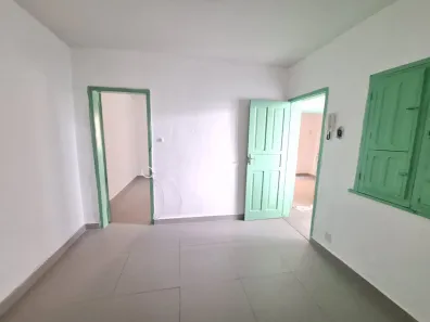 Casa com 2 Quartos para alugar, 45m² no Santa Tereza, Belo Horizonte