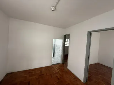 Casa com 2 Quartos para alugar, 80m² no São Marcos, Belo Horizonte