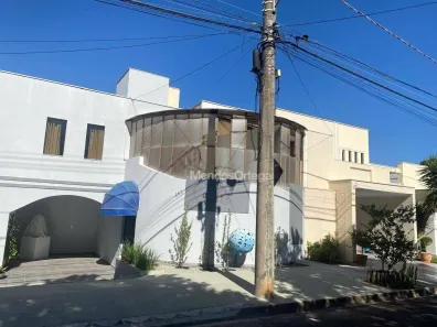 Casa de Condomínio com 3 Quartos para alugar, 180m² no Granja Olga II, Sorocaba